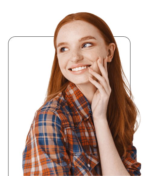 Жінка покупець радіє з TEMU Україна